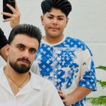 دانلود آهنگ عشق مو نچراله همه چیش ساده